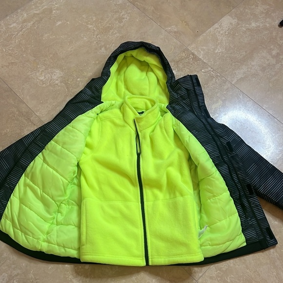 💙Boys snow jacket💙 - Picture 2 of 6